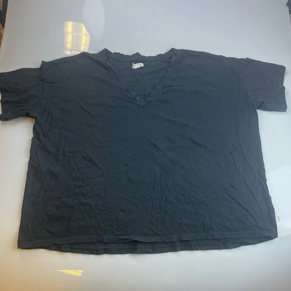 UpWest Anytime Oversized V-Neck Tee in Soot V1 R158 - Picture 4 of 10